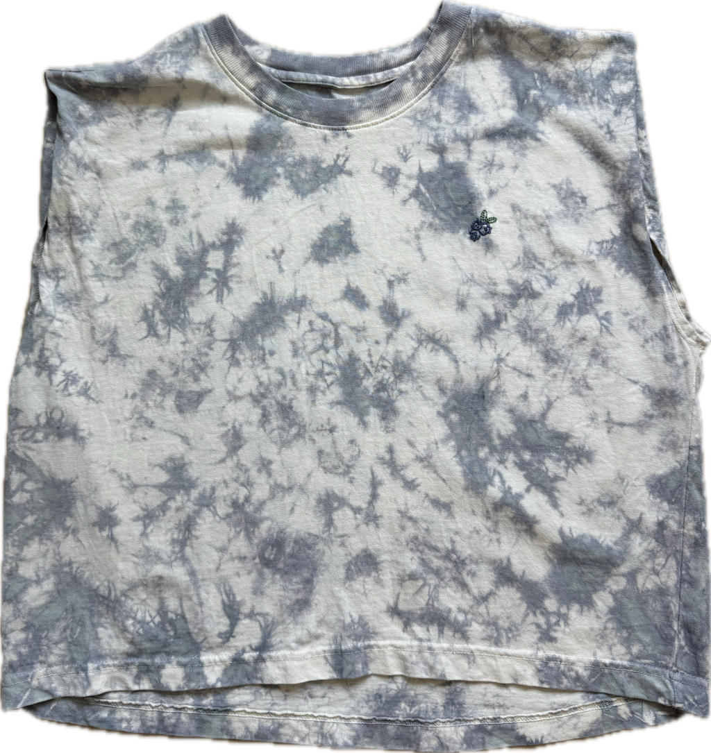 Blueberries Muscle Tee in Gray